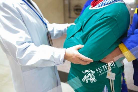 走进神器戒毒所揭秘特殊女子的v神器医生情趣内衣内分泌有图片