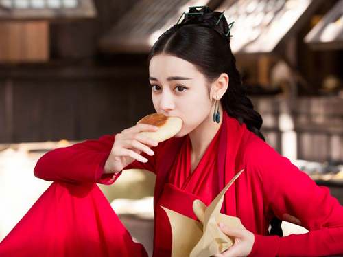 帕托表白迪丽热巴 迪丽热巴有多美,看看这几张