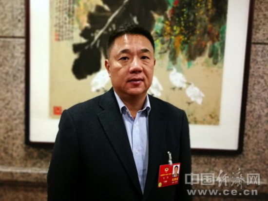 刘伟委员:推进无现金社会建设需要加强顶层设