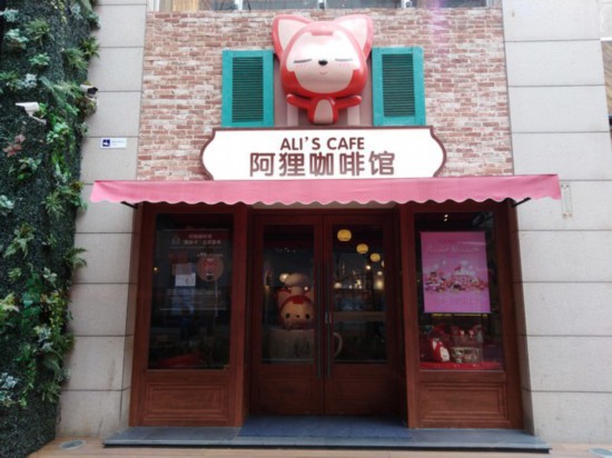 荣耀畅玩7C上手:百元全面屏玩上面部识别