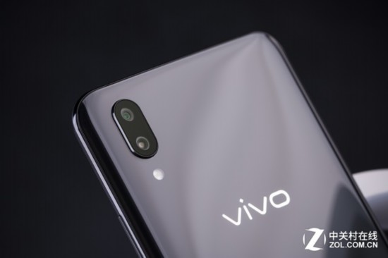 vivo X21全面评测:尝鲜屏幕指纹解锁