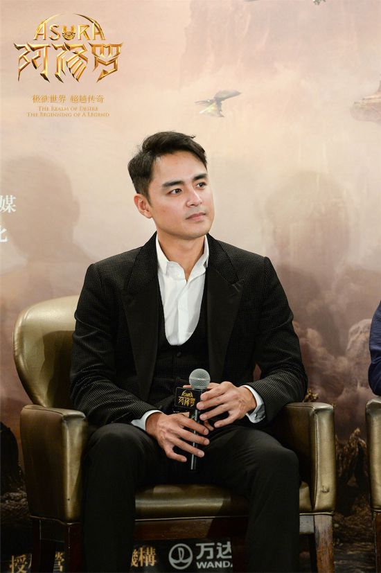 《阿修罗》发布会 吴磊梁家辉刘嘉玲现场跳三