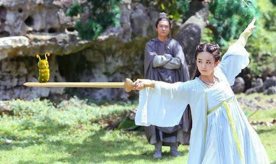 女星在古装剧中舞剑谁最美?刘亦菲"不食人间烟火"