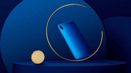 魅蓝E3发布:变焦双摄+高通八核 还有歼-20定制