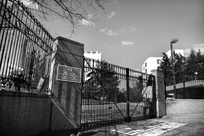 驱逐上百外交官 欧美群起对俄施压