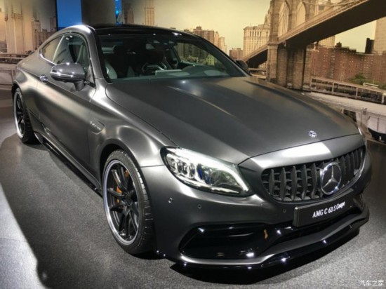 ÷˹-AMG CAMG 2019 AMG C 63 S Coupe