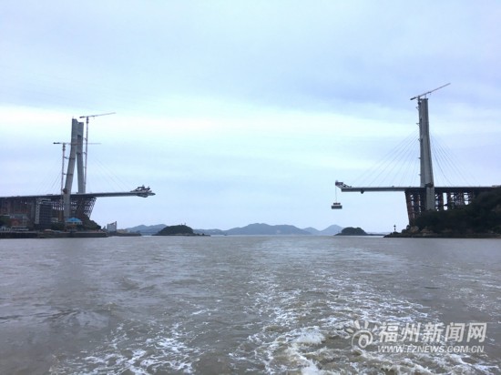 福州长门特大桥建设过半 力争6月中旬完成合拢