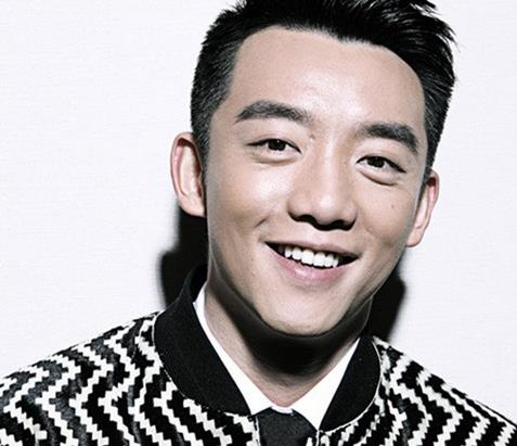 郑恺被粉丝说胖 晒健身视频回应:确实胖了一点