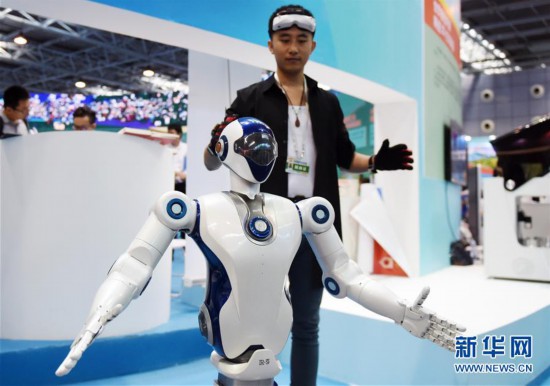 领航新时代中国经济航船--从中央财经领导小组