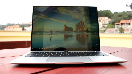 外媒测评华为全面屏笔记本MateBook X Pro