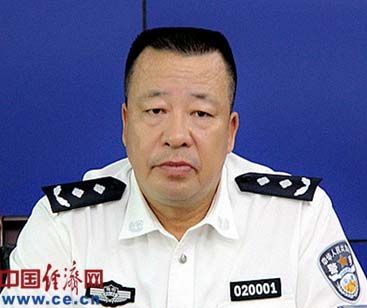 易鹏任海口市公安局局长 李向明不再担任(图|简