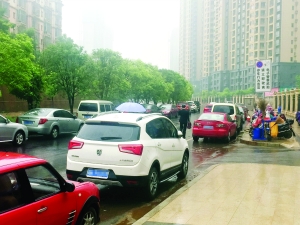 南昌:九龙湖花园86%受访业主不满物业强制收