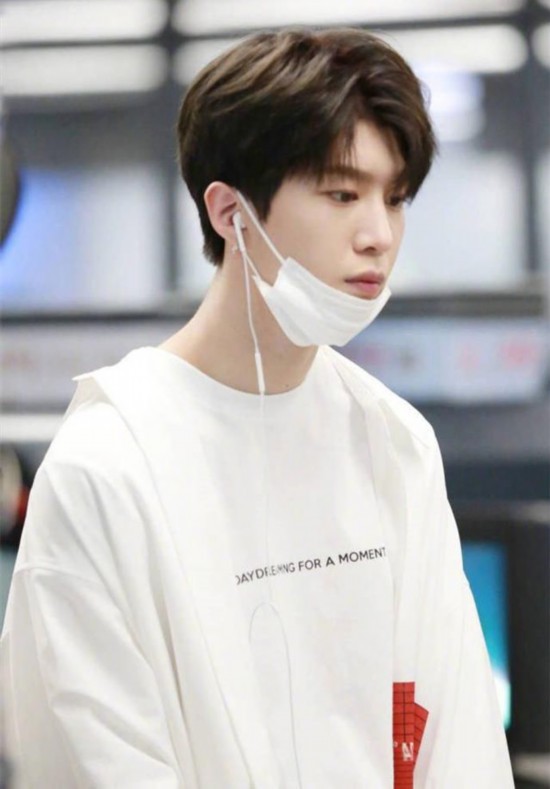 蔡徐坤范丞丞陈立农黄明昊朱正廷 被《偶像练