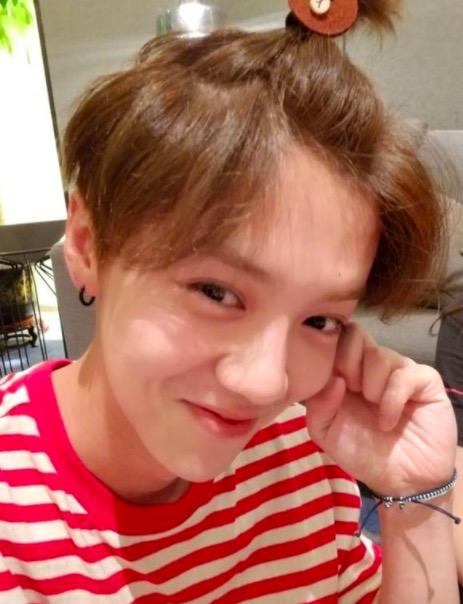 鹿晗生日女友准时送祝福超甜 细看鹿晗关晓彤