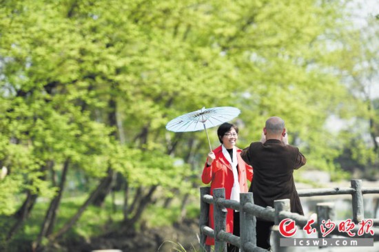 “景”民融合的浏阳万花卡通园，已成为周末游客的热门目的地。长沙晚报记者 黄启晴 摄