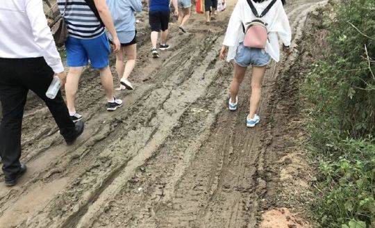 周杰伦成都演唱会场地被嫌弃 中国现代五项赛