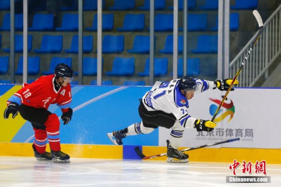 2018年全国冰球锦标赛在北京开幕