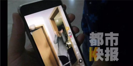 西安8岁男童学抖音害弟弟下巴缝10针 家长怒