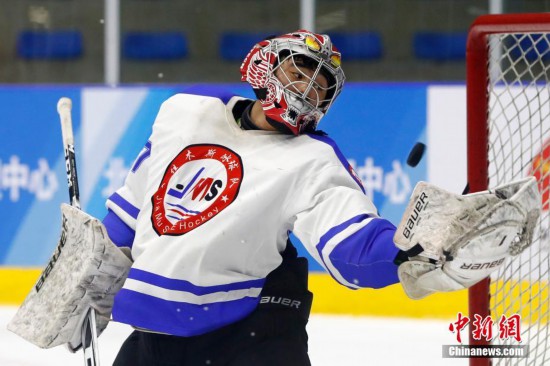 全国冰球锦标赛 男子A组哈尔滨大胜佳木斯