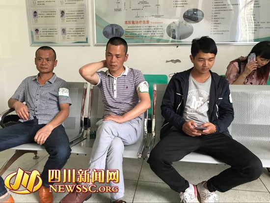 川航航班安全备降最新情况:副驾驶面部擦伤 乘