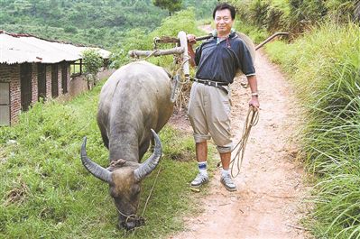 老戏骨廖伟雄的农耕生活