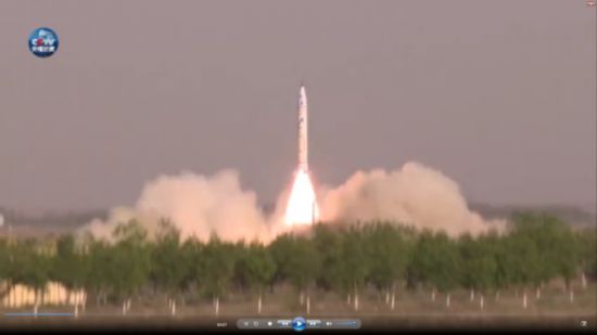 Screenshot of TV footage showing China's first privately-developed rocket, Chongqing Liangjiang Star, blasts off at 7:33 a.m. from a test base in northwest China on Thursday, May 17, 2018. [Screenshot: CCTV]