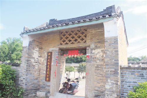 安家坡村有多少人口_桲罗台镇安家峪村