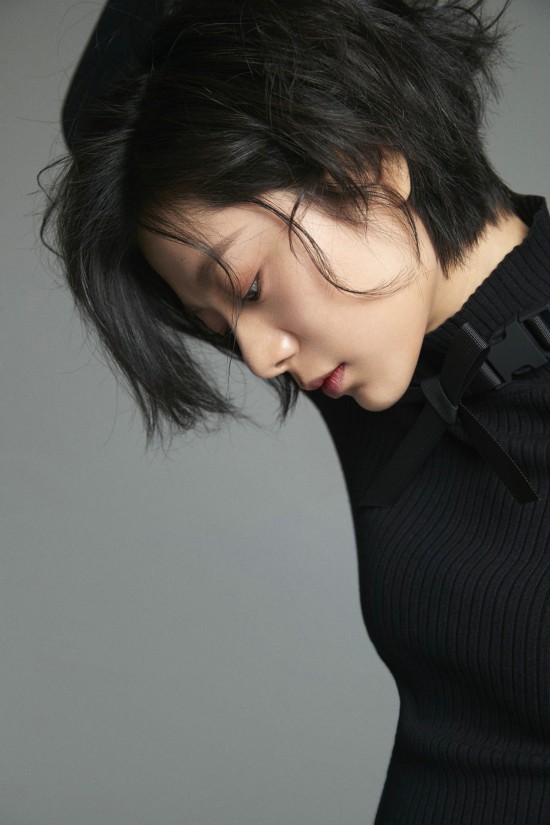 《上海女子图鉴》王真儿写真知性温暖