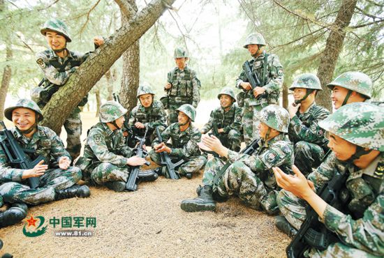 走向“诗和远方”,是啥绊住士官的腿?