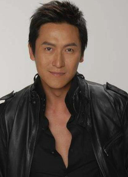 这些明星出道前都是真警察?难怪警察演的这么