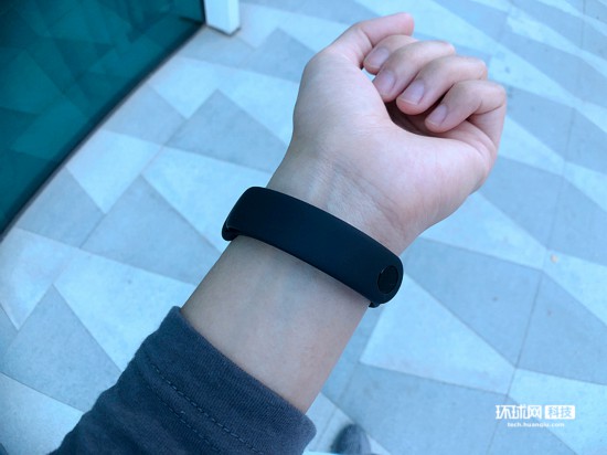 小米手环3首发评测:工作与生活的必备之选