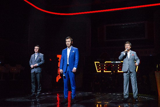 用综艺的壳包裹体育的核 《足球解说大会》