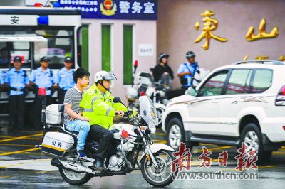 台风暴雨不停 广东各地民警守护高考