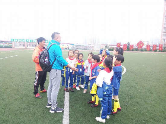 贵州全省校园足球菁英计划试点工作实地考核