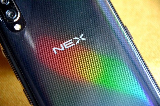 vivo NEX详细测评:合格但只能再独领风骚一天