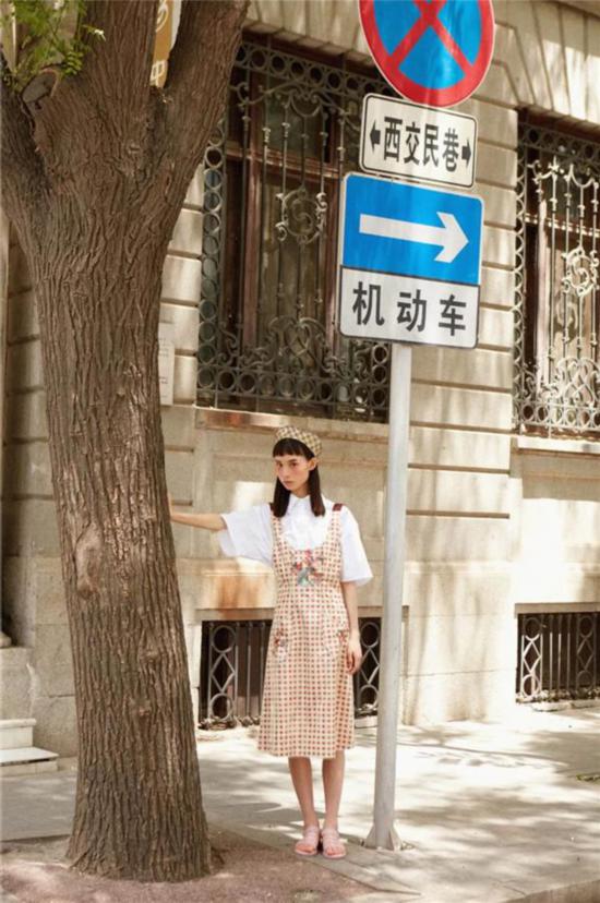 “時尚大師”最耀眼的設計師李坤