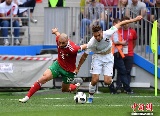 C罗俯身冲顶连场破门 摩洛哥0-1负葡萄牙提前