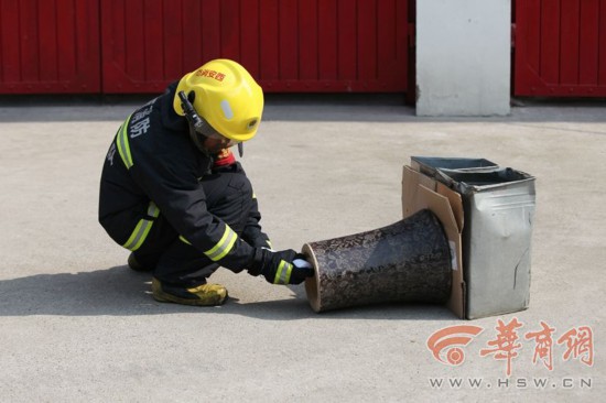 危险!防蚊实测:电蚊拍杀虫剂同时用真能引发大