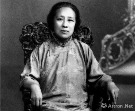 1928꣬Ϻ