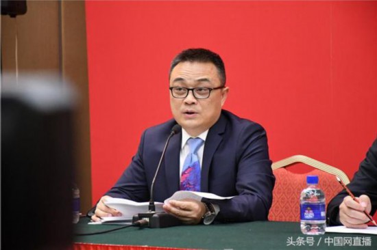 全国两会贵州代表团集中访谈:美丽扶贫-连片扶贫开发的铜仁答卷