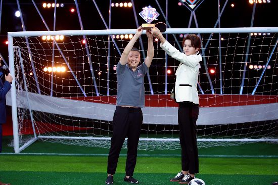 F4西门吴希泽上《奇谭十一人》 机智风趣圈