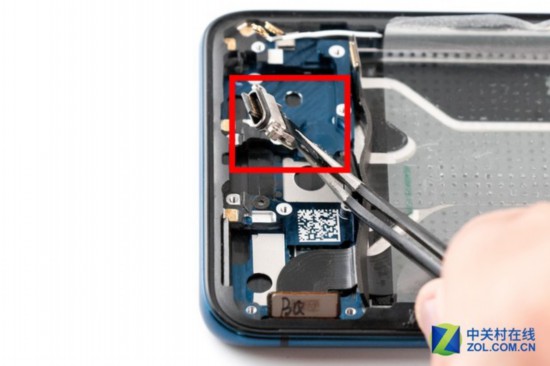 那么oppo find x最令人关注的内部防护体系又是如何打造的呢?