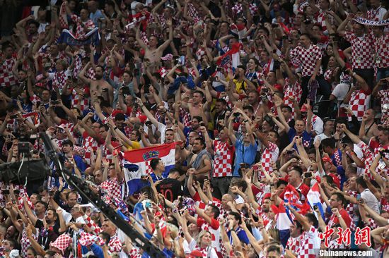 大黑马!克罗地亚首进决赛创造历史 将与法国争