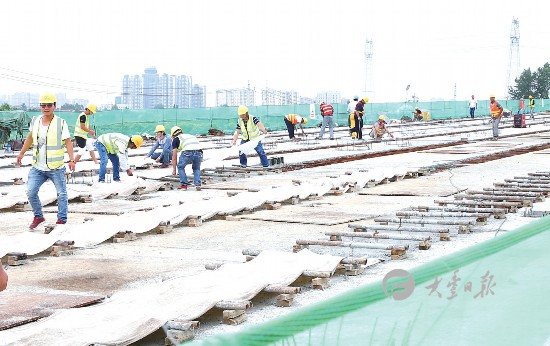 盐城大丰推进新时代大道跨疏港运河大桥建设