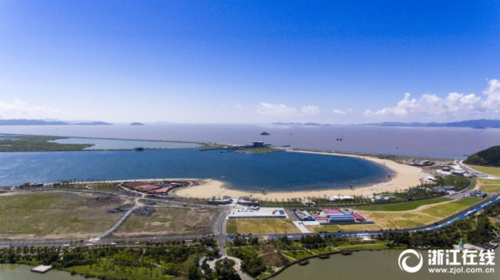 宁波梅山湾沙滩公园局部开放试运营