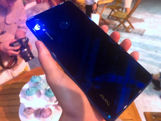 荣耀Note10发布:搭载液冷散热技术+双Turbo技