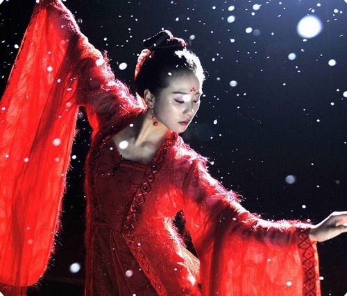 细看女明星红衣古装照 热巴娇俏可爱赵丽颖霸