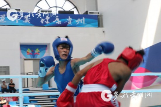 贵州省十运会拳击比赛在遵义体校拳击馆开战