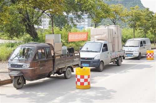 南宁市交警支队开展农村面包车、三轮摩托车专