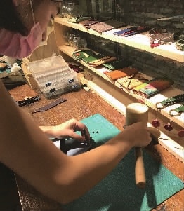 礼物拼创意 可乐说情话